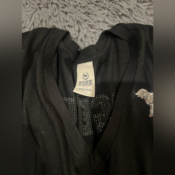 🖤VS PINK L - Picture 2 of 3